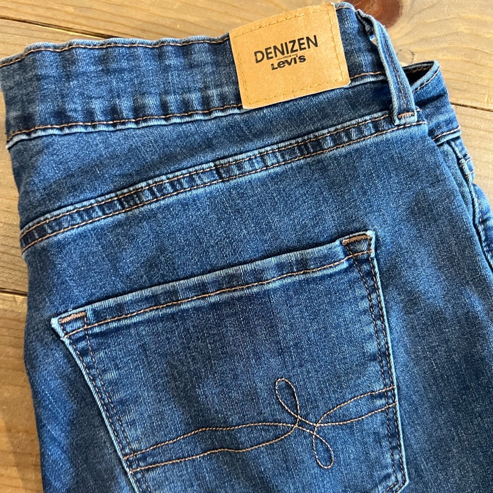 Levi flared jeans